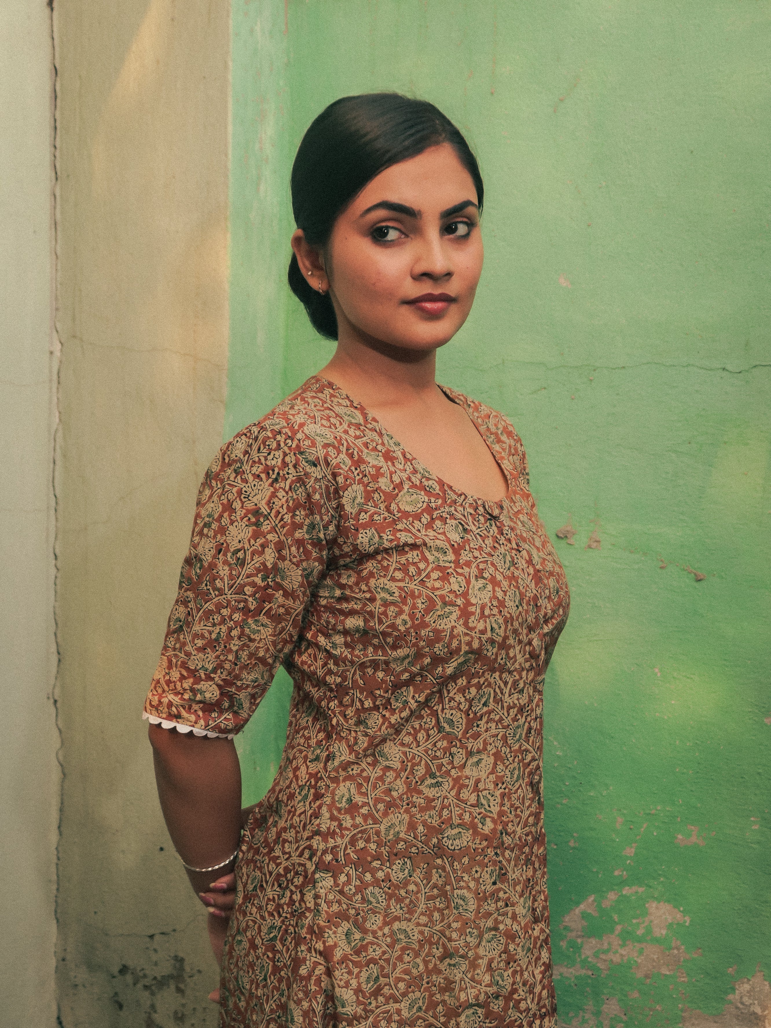 Brown Gulbahar Scoop Neck Maxi Dress