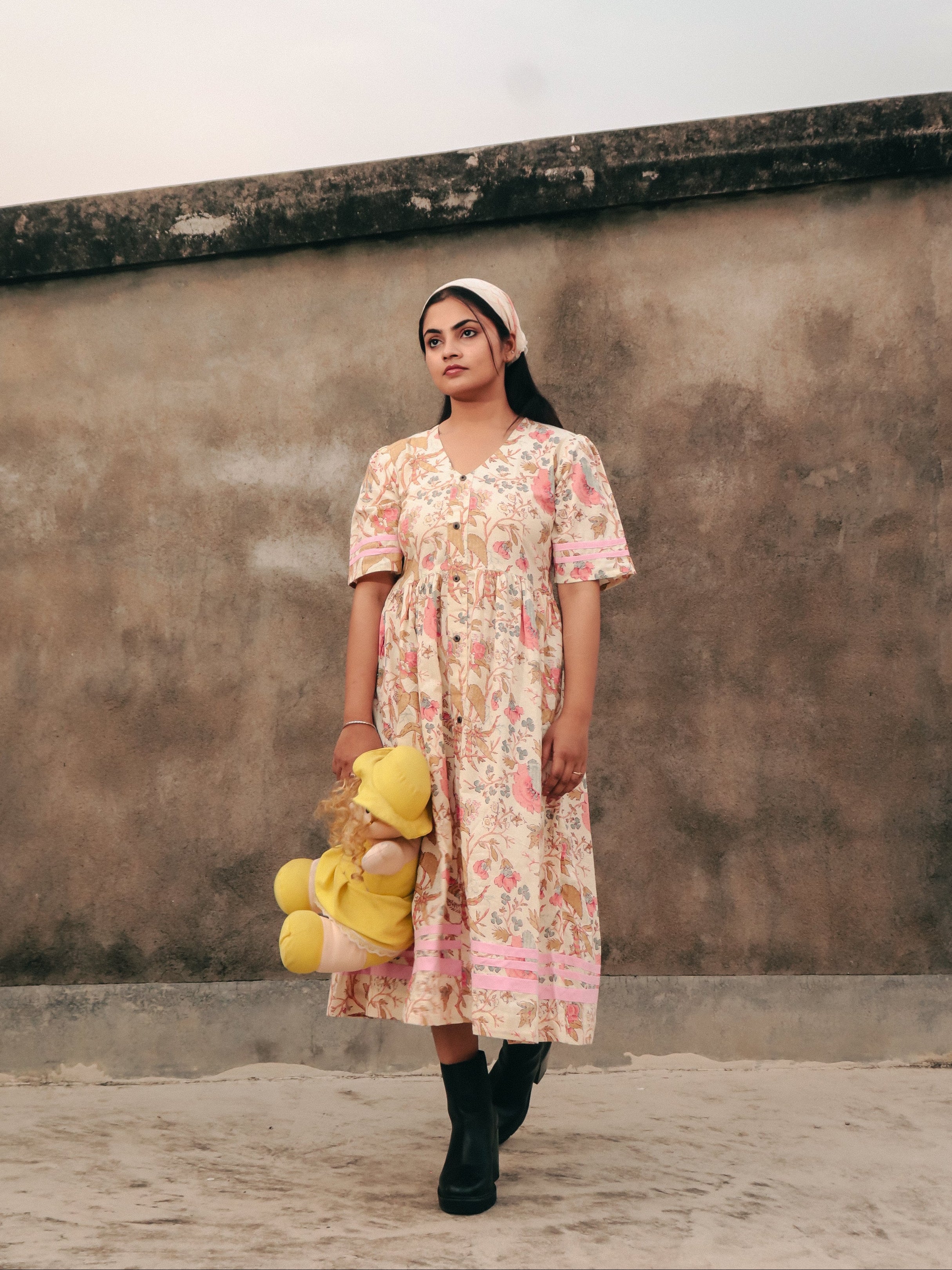 Gulbahar V-Neck Midi Dress